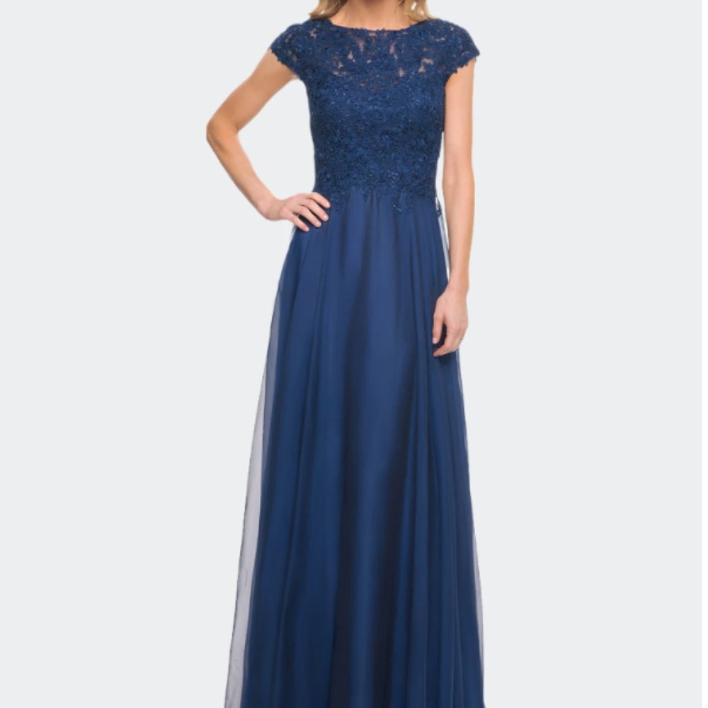 LA FEMME CHIFFON & LACE BODICE CAP SLEEVE NAVY GOWN sz 6
